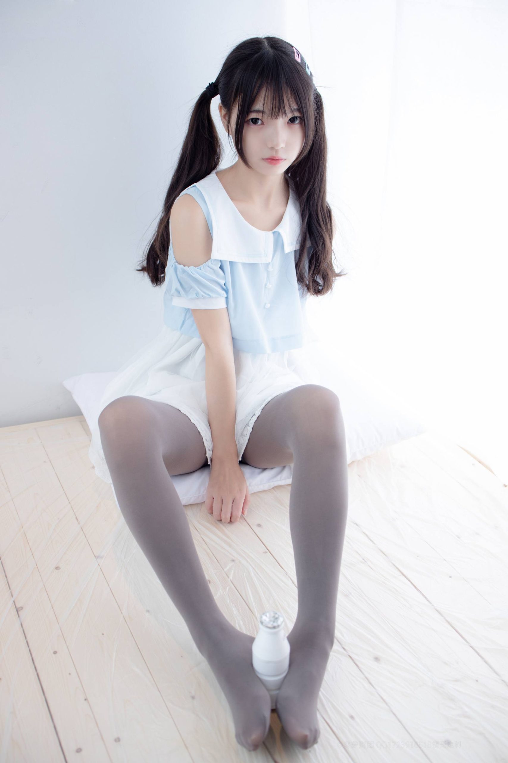 图片[1]-超级甜美的灰丝小姑娘【86P】20005-阡陌图库