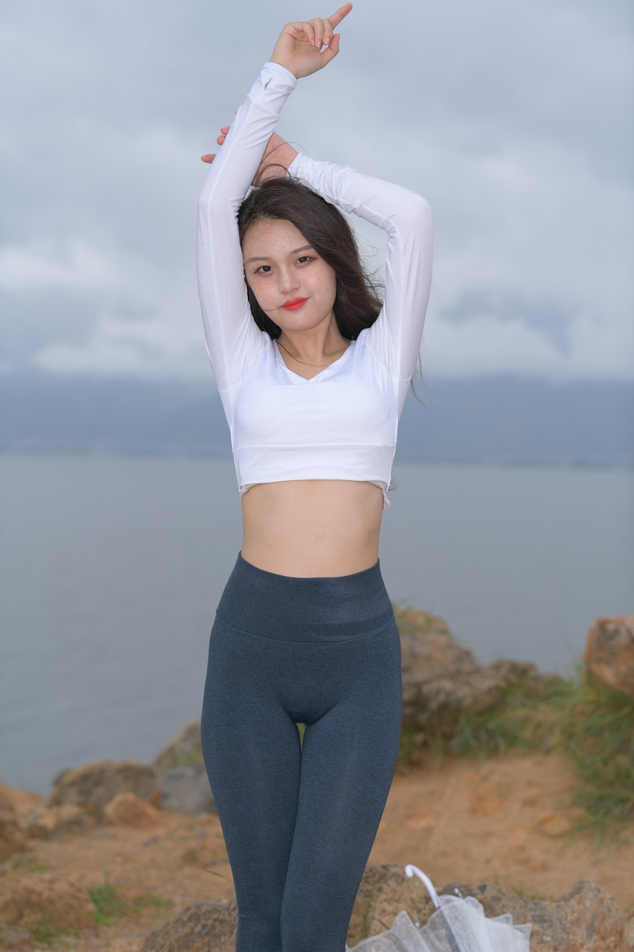 图片[2]-深蓝色瑜伽裤甜美女孩 J1320 514P2V-17.5GB-阡陌图库