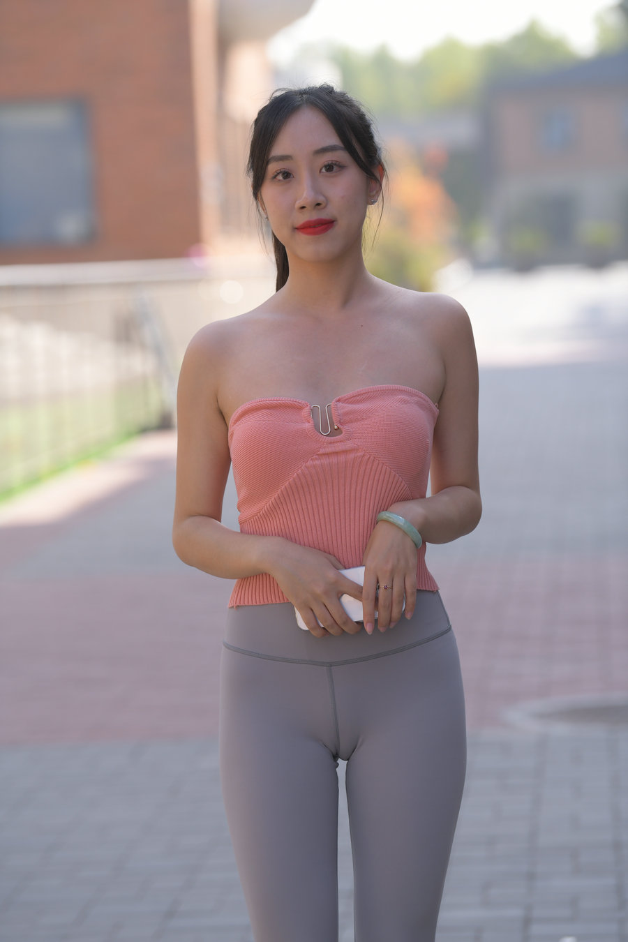 图片[1]-灰色瑜伽裤女孩J4905 522P1V-25.8GB-阡陌图库