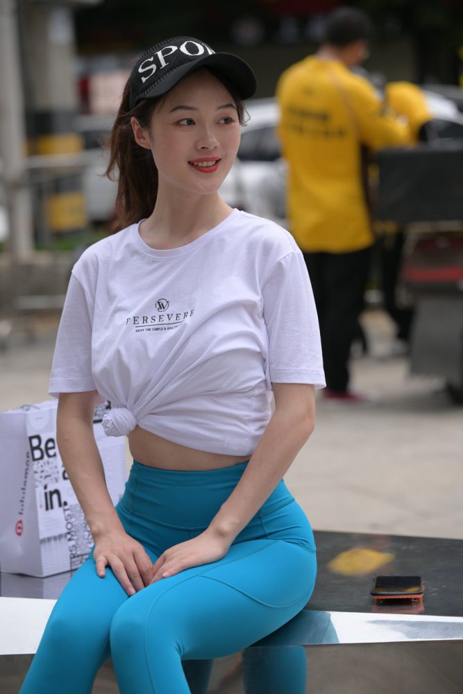 图片[2]-蓝色瑜伽裤阳光女孩J2095 611P1V-21.8GB-阡陌图库