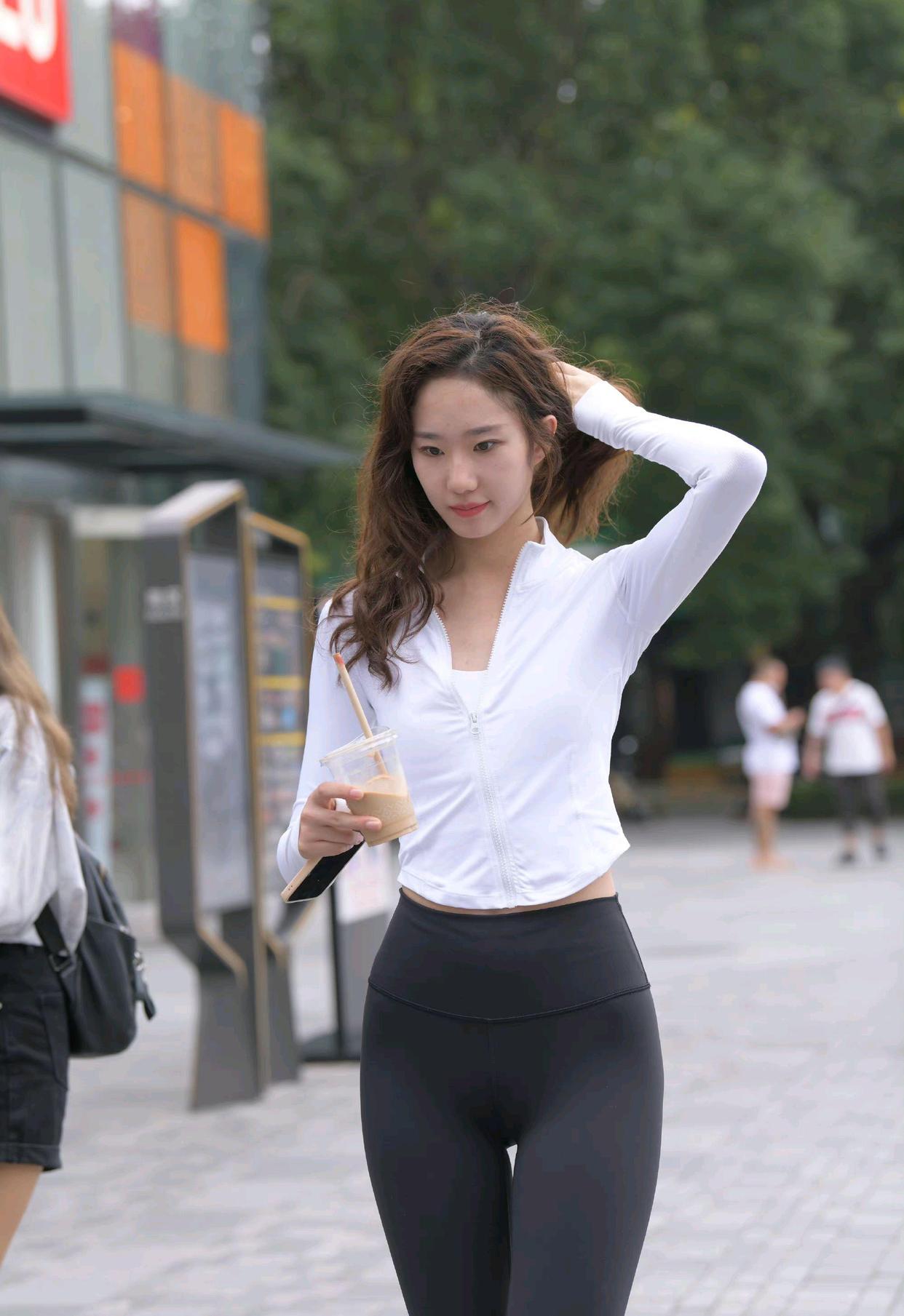 图片[5]-像刘亦菲的黑色瑜伽裤女孩J2237 340P1V-14.8GB-阡陌图库