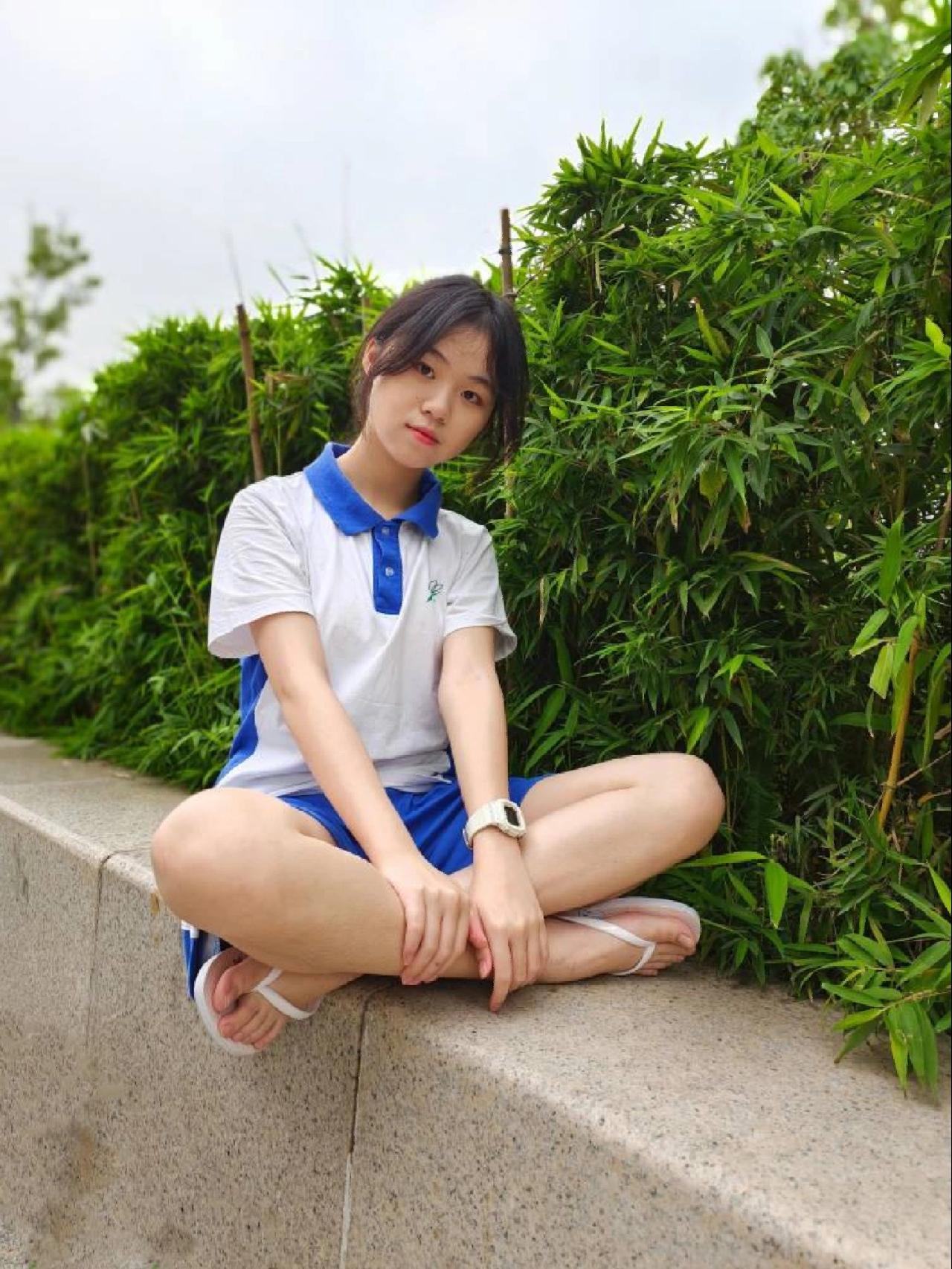 图片[1]-穿校服非常清纯的小姑娘【49P】20003-阡陌图库