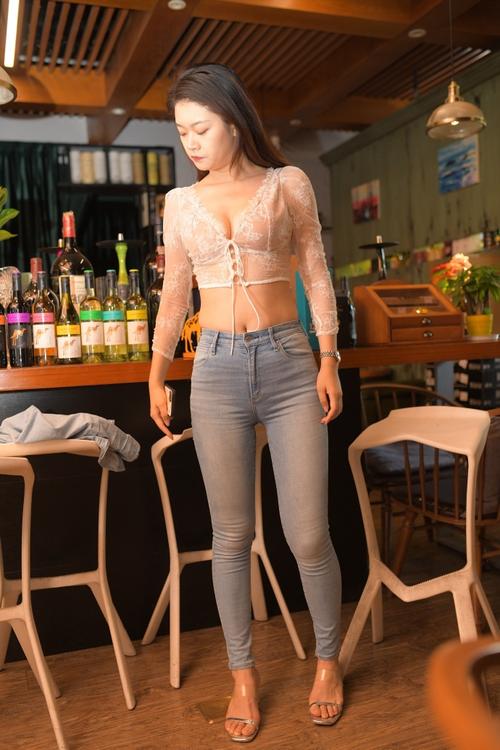 图片[4]-紧身牛仔裤小女人J2186 622P2V-28.5GB-阡陌图库
