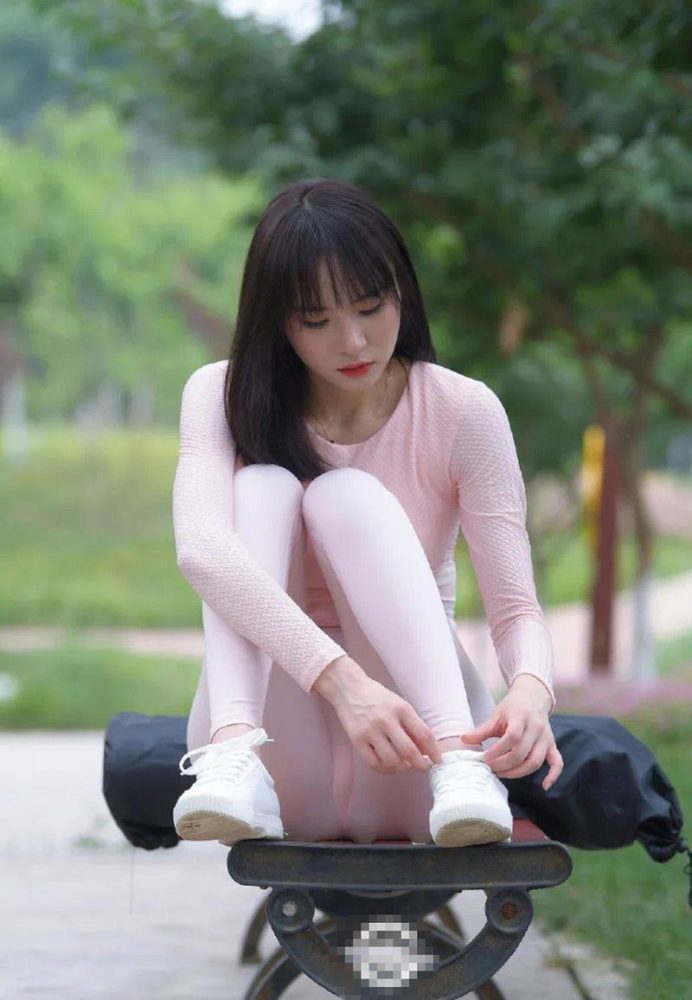 图片[4]-粉粉的瑜伽裤女孩太可爱了 J2090 854P1V-30.4GB-阡陌图库