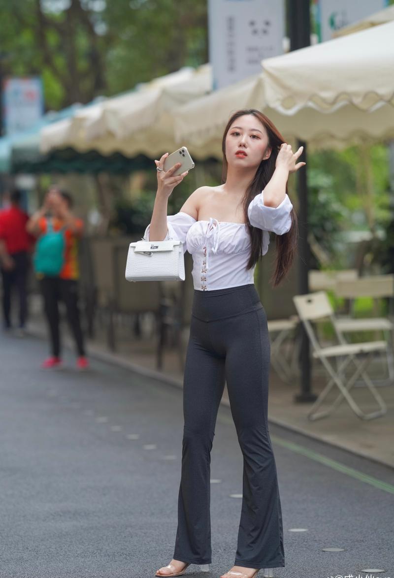 图片[2]-身材非常哇塞的瑜伽裤女孩  J1333 521P6V-21.6GB-阡陌图库
