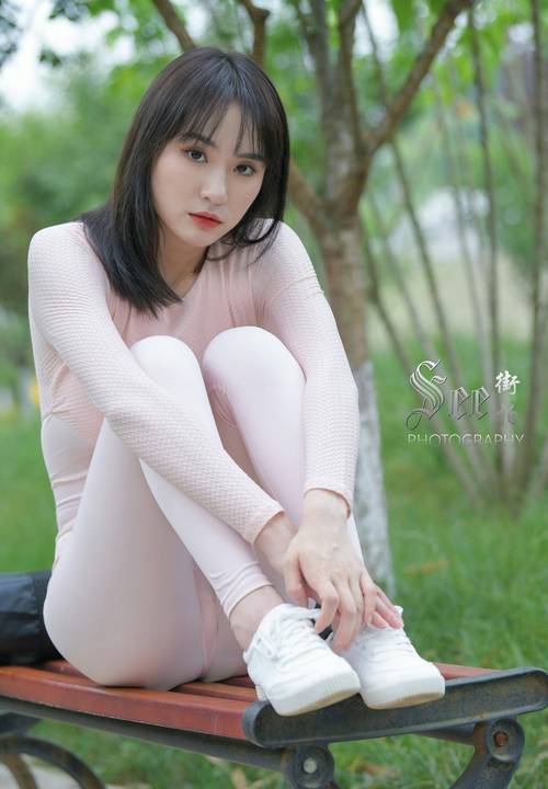 图片[2]-粉粉的瑜伽裤女孩太可爱了 J2090 854P1V-30.4GB-阡陌图库
