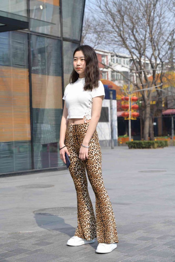 豹纹紧身裤小姑娘【339P】04026-阡陌图库