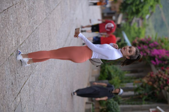 橙色瑜伽裤的高马尾姑娘【615P】00051-阡陌图库